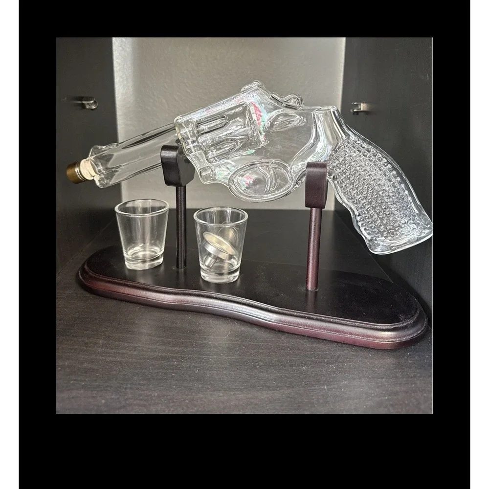 Craftgen Gun Whiskey Decanter Set Hand Blown Glass Revolver 300ml Wooden Stand